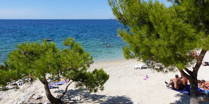 apartmani martina primoten jadran
